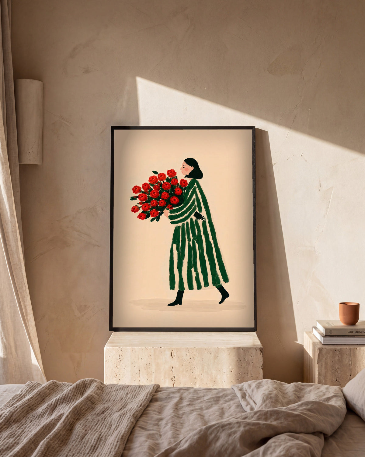 Plakat Kobieta z różami w sypialni, na trawertynowej szafce nocnej